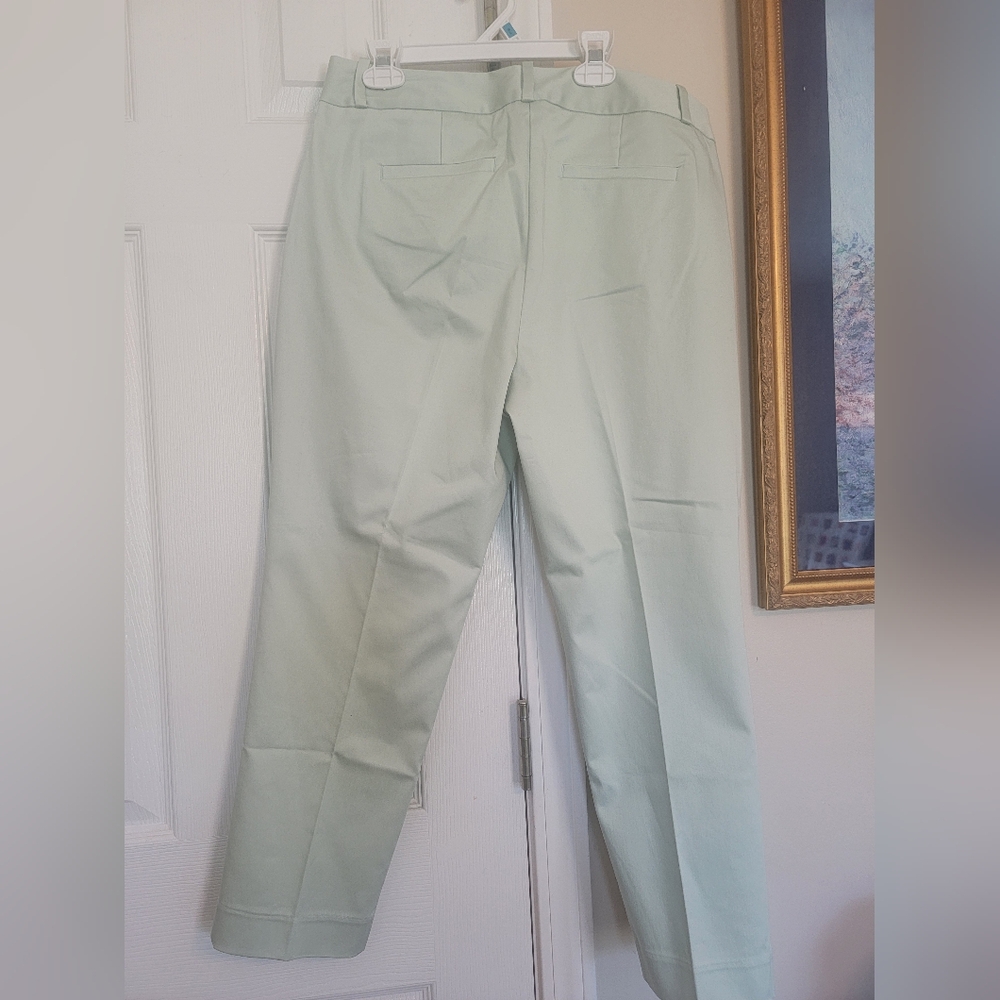 Liz Claiborne 8P NWT Mint Green Pants - Picture 5 of 6